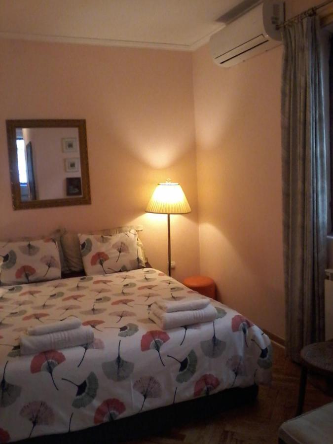 Studio Hram Belgrade Luaran gambar